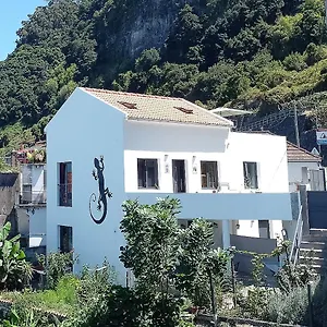 Lazy Lizard By The Ocean Appartement Seixal (Madeira)